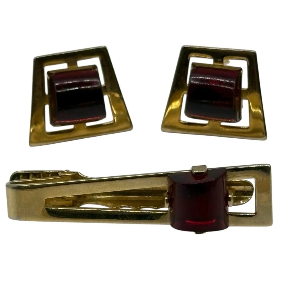 ANSON Cherry Red Lucite Cufflinks Tie Clip Bar Set Gold‎ Tone Open Frame Vintage
